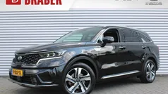 Zwart, metallic lak Gebruikt 2021 Kia Sorento SUV | € 38.888 (Eerlijke prijs)