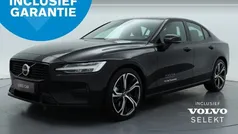 Zwart Gebruikt 2024 Volvo S60 Plus Sedan | € 39.913 (Eerlijke prijs)