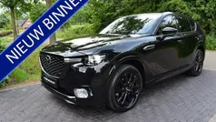 Zwart, metallic lak Gebruikt 2022 Mazda CX-60 Homura-Line SUV | € 41.980 (Eerlijke prijs)