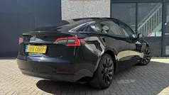 Zwart Gebruikt 2021 Tesla Model 3 Long Range AWD Sedan | € 28.499 (Eerlijke prijs)