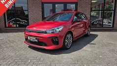 Rood Gebruikt 2019 Kia Rio 2 Hatchback | € 14.995 (Eerlijke prijs)