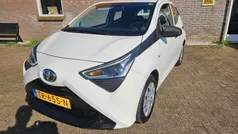 Wit Gebruikt 2018 Toyota Aygo Hatchback | € 7.945 (Eerlijke prijs)