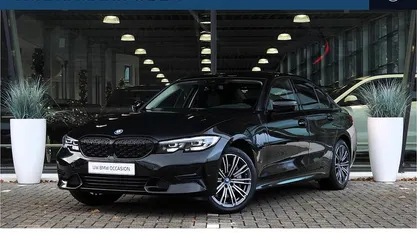 Occasion 2022 BMW 330e Executive Sedan | € 37.850 (Eerlijke prijs)