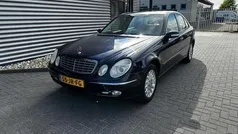 Blauw Gebruikt 2002 Mercedes E240 Avantgarde Sedan | € 3.800 (Goede deal)