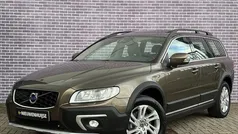 Bruin Gebruikt 2015 Volvo XC70 Inscription SUV | € 25.899 (Eerlijke prijs)