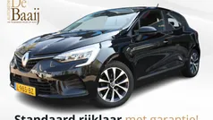 Zwart Gebruikt 2021 Renault Clio V Zen Hatchback | € 12.950 (Eerlijke prijs)