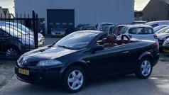 Zwart Gebruikt 2006 Renault Mégane Cabriolet Cabriolet | € 1.595 (Eerlijke prijs)
