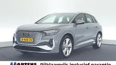 Grijs, metallic lak Gebruikt 2022 Audi Q4 e-tron Design SUV | € 39.949 (Super prijs)