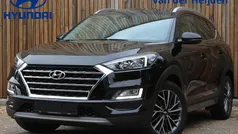 Phantom black (zwart parelmoer) Gebruikt 2019 Hyundai Tucson Comfort SUV | € 25.950 (Eerlijke prijs)