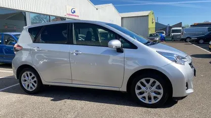 Occasion 2015 Toyota Verso-S Trend MPV | € 10.350 (Goede deal)