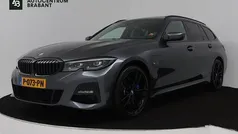 Gebruikt 2022 BMW 330 Executive Stationwagen | € 34.945 (Eerlijke prijs)