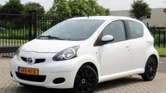 Gebruikt 2011 Toyota Aygo Hatchback | € 3.999 (Eerlijke prijs)
