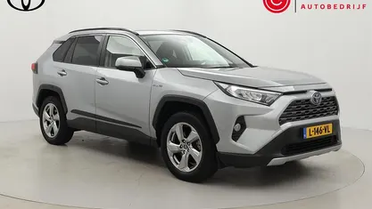 Grijs (metallic) Gebruikt 2019 Toyota RAV4 Hybrid SUV | € 30.999 (Eerlijke prijs)