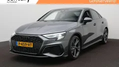 Grijs Gebruikt 2022 Audi A3 Basis Sedan | € 27.900 (Eerlijke prijs)
