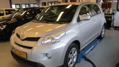 Grijs Gebruikt 2010 Toyota Urban Cruiser SUV | € 5.950 (Eerlijke prijs)