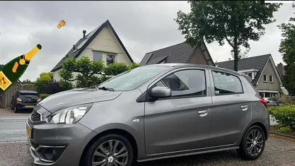 Gebruikt 2016 Mitsubishi Space Star Hatchback | € 7.980 (Eerlijke prijs)