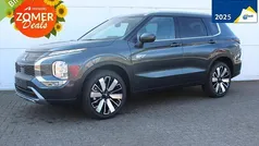 Gebruikt 2025 Mitsubishi Outlander Edition SUV | € 55.395 (Eerlijke prijs)