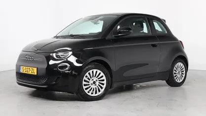 Occasion 2023 Fiat 500e Urban Hatchback | € 17.895 (Eerlijke prijs)