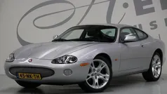 Grijs Gebruikt 2001 Jaguar XKR Coupé | € 14.950
