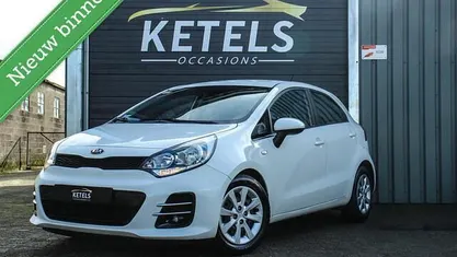 Occasion 2015 Kia Rio Comfort Hatchback | € 7.450 (Eerlijke prijs)
