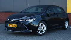 Gebruikt 2020 Toyota Corolla Business Edition Hatchback | € 17.500 (Eerlijke prijs)