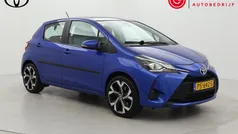 Blauw Gebruikt 2017 Toyota Yaris Hatchback | € 13.999 (Eerlijke prijs)