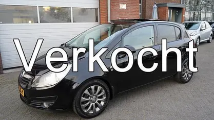 Zwart Occasion 2010 Opel Corsa Edition Hatchback | € 1.750 (Goede deal)