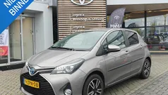 Gebruikt 2015 Toyota Yaris Hybrid Hatchback | € 11.900 (Eerlijke prijs)