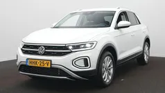 Wit Gebruikt 2024 VW T-Roc Business SUV | € 33.900 (Eerlijke prijs)