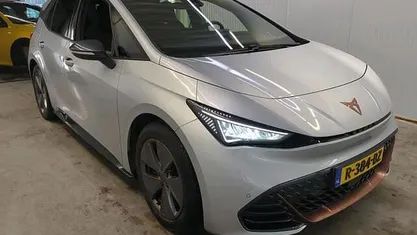 Occasion Cupra Born 150 kW (204 PK) 2022 Grijs Hatchback