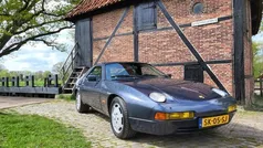 Porsche 928