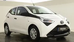 Wit Gebruikt 2021 Toyota Aygo Hatchback | € 11.899 (Eerlijke prijs)