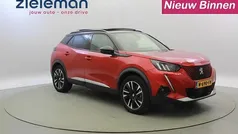 Rood Gebruikt 2021 Peugeot e-2008 GT SUV | € 17.845 (Eerlijke prijs)
