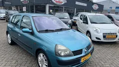 Gebruikt 2002 Renault Clio II Dynamique Hatchback | € 1.499 (Eerlijke prijs)