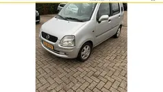 Grijs Gebruikt 2002 Opel Agila Elegance Hatchback | € 1.195 (Eerlijke prijs)