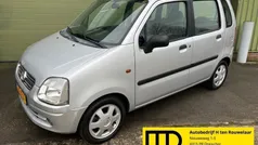 Hatchback Gebruikt 2003 Opel Agila Elegance Hatchback | € 1.795 (Eerlijke prijs)