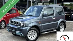 Grijs, metallic lak Gebruikt 2005 Suzuki Jimny SUV | € 8.450 (Super prijs)