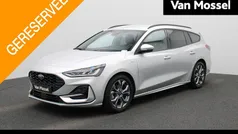 Gebruikt 2023 Ford Focus ST-Line Stationwagen | € 24.945 (Eerlijke prijs)