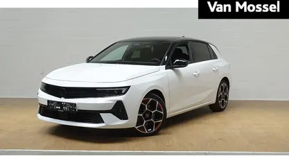 Wit Gebruikt 2023 Opel Astra GS Line Sedan | € 28.840 (Eerlijke prijs)
