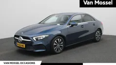 Blauw Gebruikt 2020 Mercedes A200 Business Sedan | € 25.745 (Goede deal)