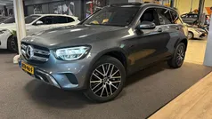 Grijs Gebruikt 2020 Mercedes GLC300e Premium Plus SUV | € 36.750 (Eerlijke prijs)