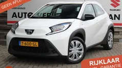Gebruikt 2023 Toyota Aygo Play Hatchback | € 19.950 (Eerlijke prijs)