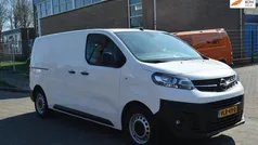Wit Gebruikt 2021 Opel Vivaro-e Combi Edition Van | € 17.950 (Eerlijke prijs)