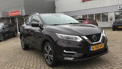 Paars Occasion 2019 Nissan Qashqai Tekna SUV | € 17.950 (Eerlijke prijs)