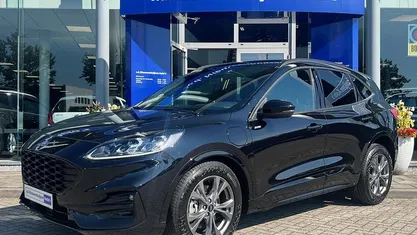 Occasion 2023 Ford Kuga ST-Line SUV | € 24.545 (Goede deal)