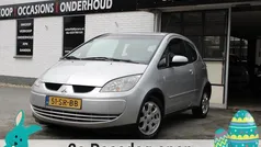Grijs, metallic lak Gebruikt 2006 Mitsubishi Colt Invite Hatchback | € 2.250 (Eerlijke prijs)