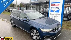Blauw Gebruikt 2021 VW Passat Business Stationwagen | € 24.895 (Eerlijke prijs)
