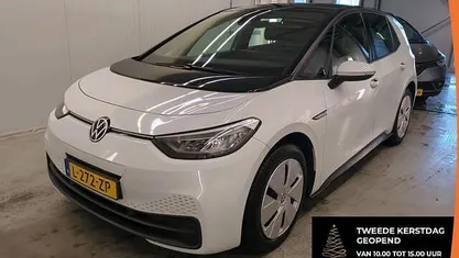 Wit Gebruikt 2021 VW ID.3 Life Hatchback | € 17.890 (Super prijs)
