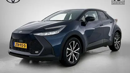 Occasion 2024 Toyota C-HR SUV | € 32.445 (Eerlijke prijs)