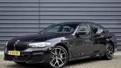Zwart Gebruikt 2023 BMW 530e Executive Sedan | € 43.450 (Eerlijke prijs)